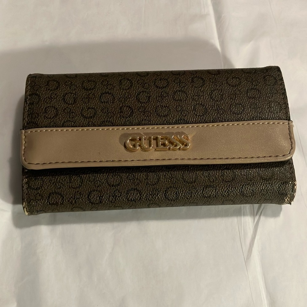 Guess Ladies Brown Pattern Multi Compartment Wall… - image 1